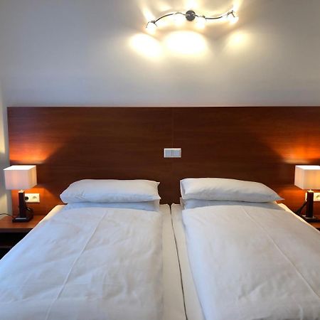 Hotel Mirabell Erlangen Luaran gambar