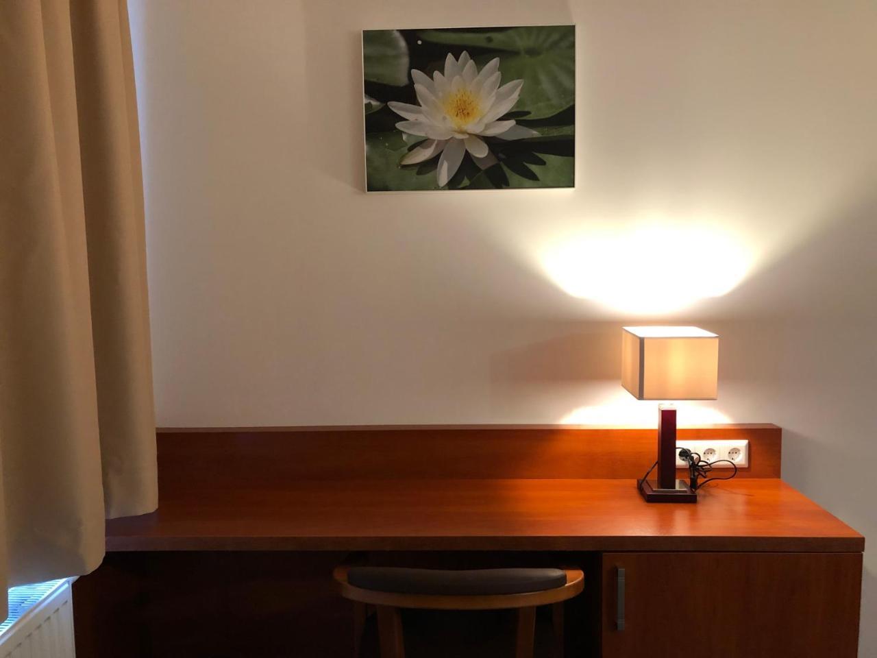 Hotel Mirabell Erlangen Luaran gambar