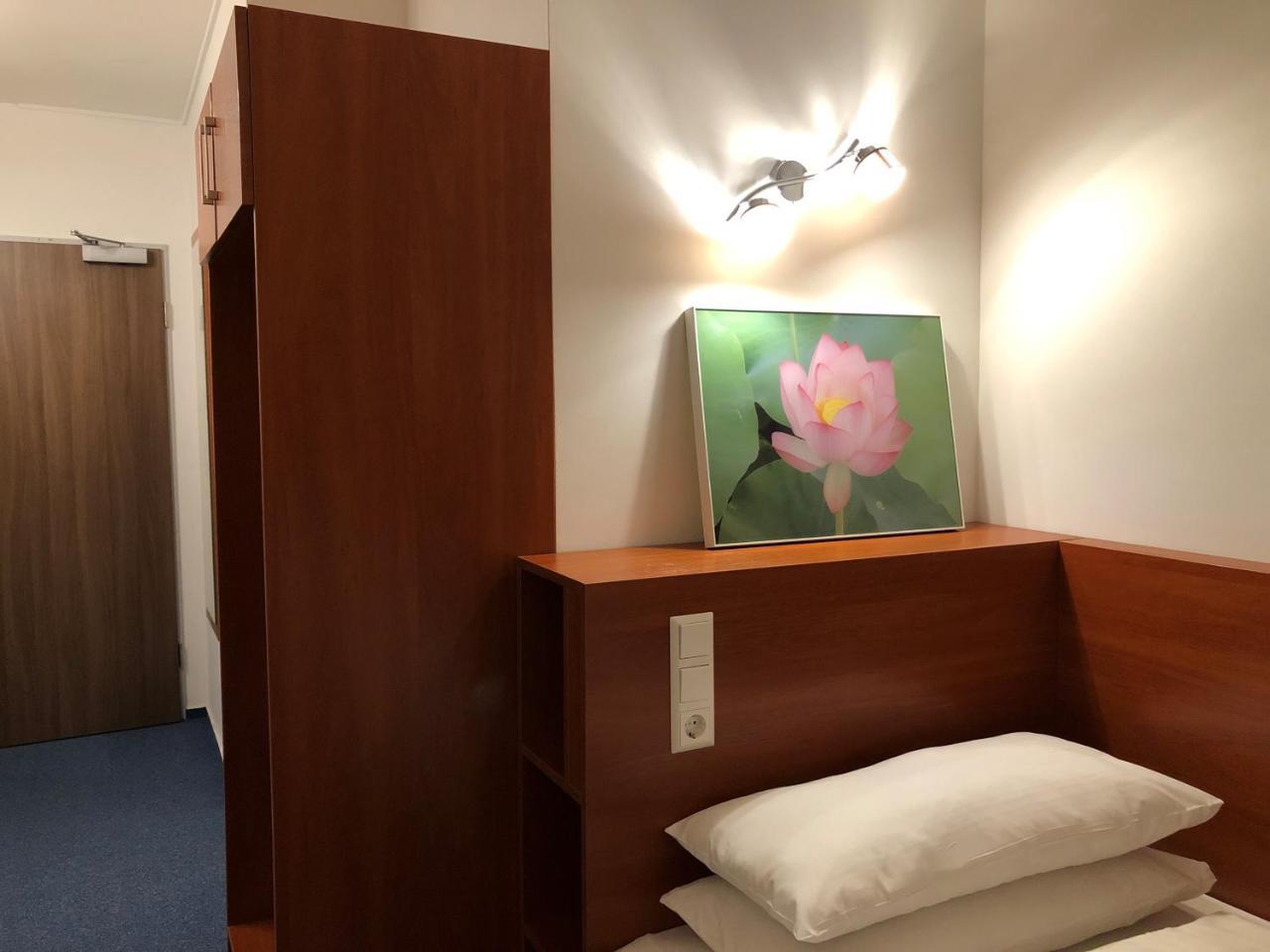 Hotel Mirabell Erlangen Luaran gambar