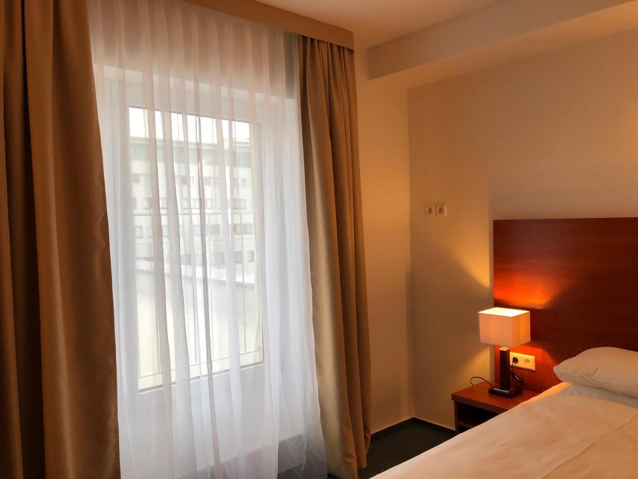 Hotel Mirabell Erlangen Luaran gambar